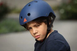 Rollerblade Junior Helmet - Blue 3 Rollerblade Junior Helmet - Blue -Urban Rollers rollerblade junior helmet blue lifestyle